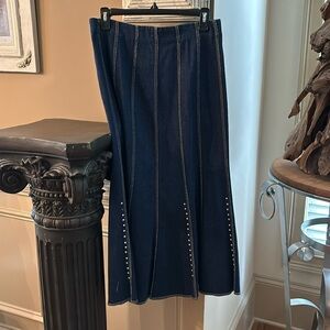 Stretch denim jean skirt